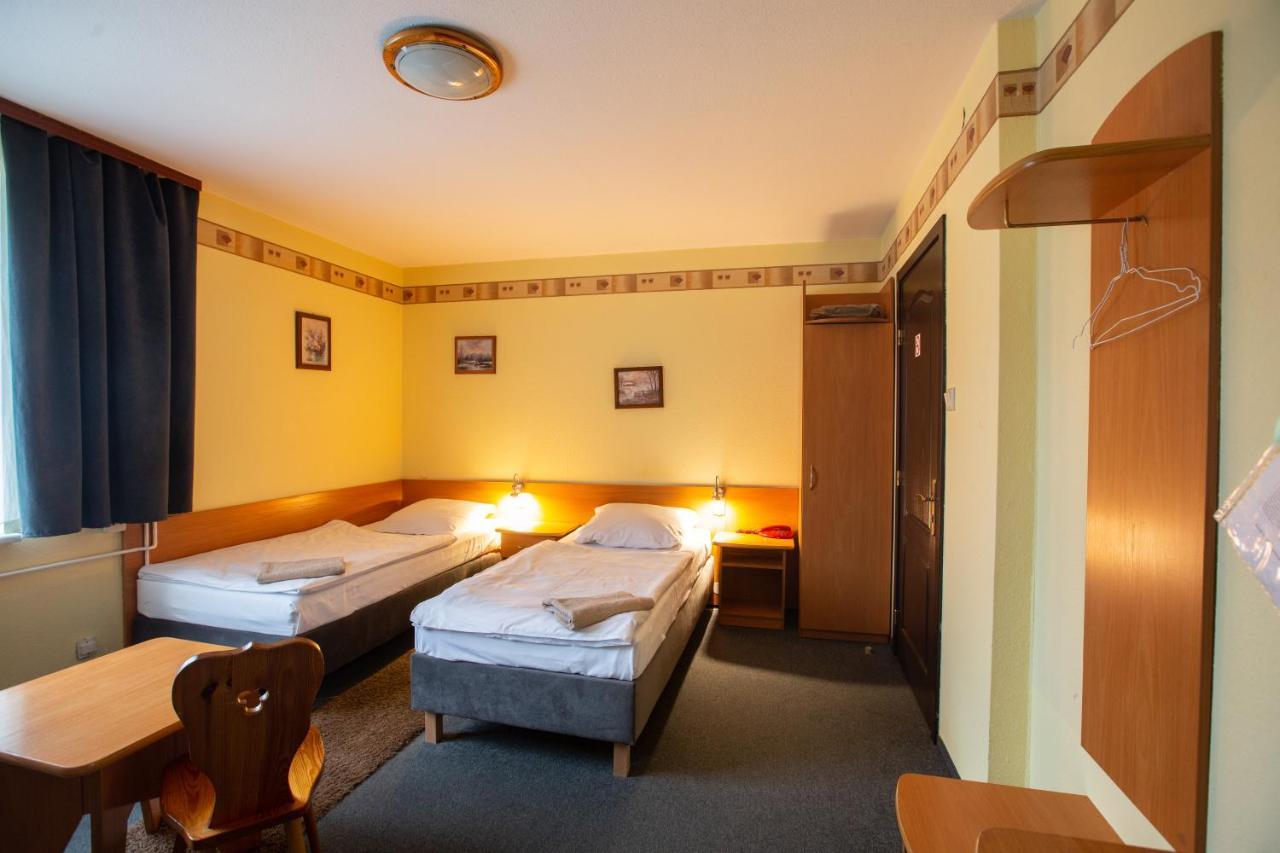 Hotel Margo Cedynia Kültér fotó